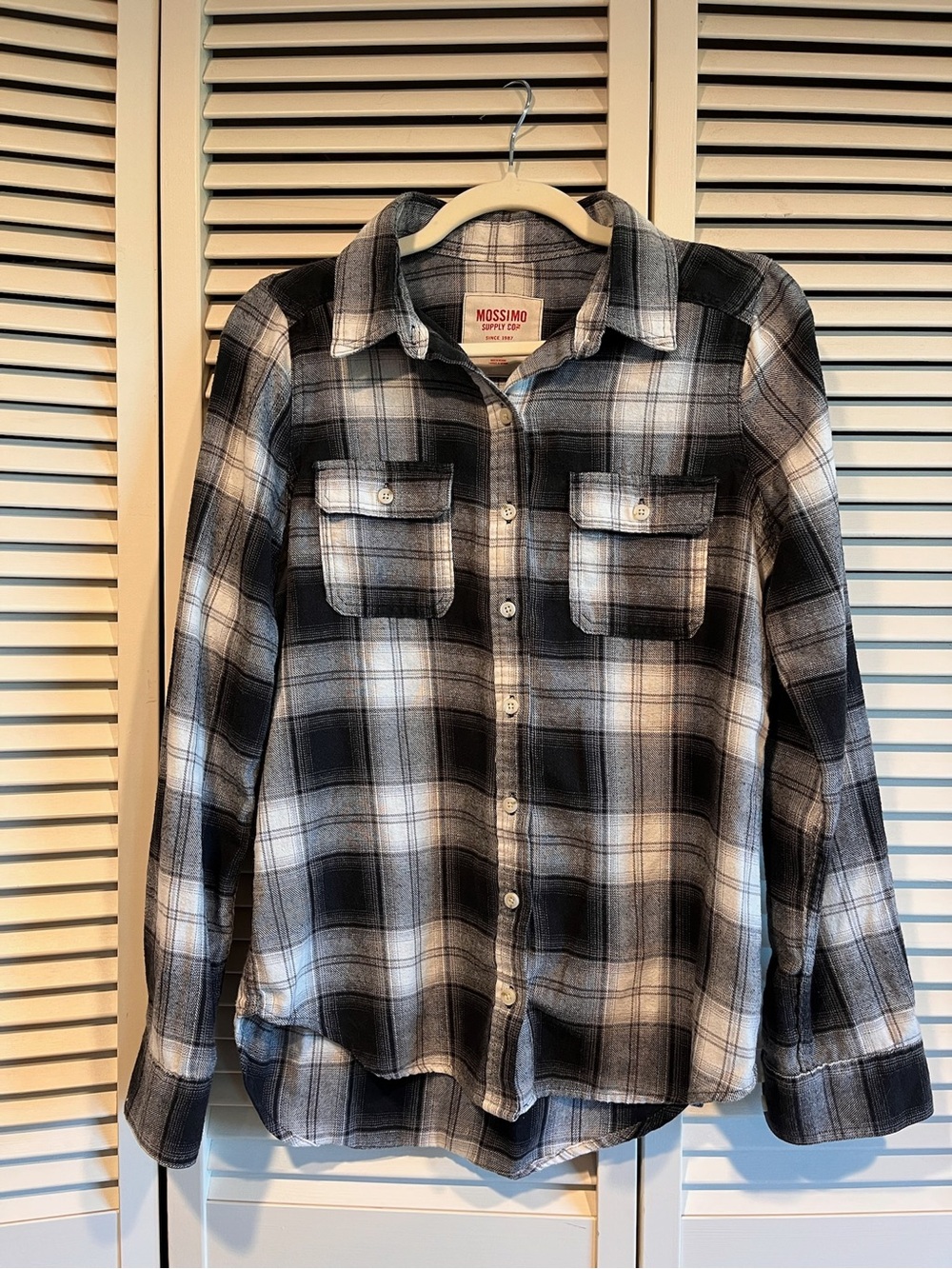 🔨🧲 Mossimo Supply Co. Black and White Plaid Shirt